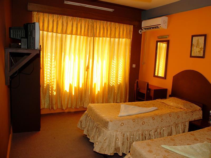 Oyo 166 Kathmandu Tourist Home Ngoại thất bức ảnh