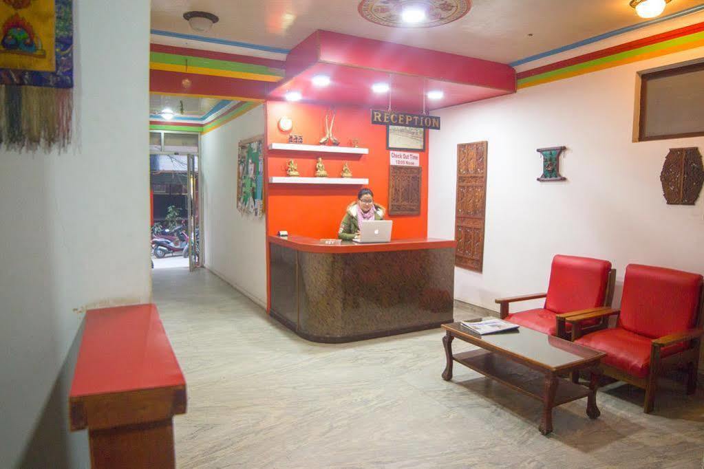 Oyo 166 Kathmandu Tourist Home Ngoại thất bức ảnh
